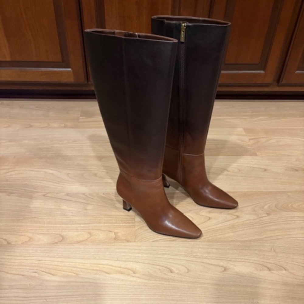 Vince Camuto Women's Sutton Boots Chocolate Fade Size 7 New with box